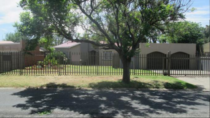 3 Bedroom House for Sale For Sale in Brakpan - Home Sell - MR141677