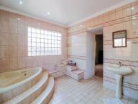 Main Bathroom - 15 square meters of property in Lenasia South