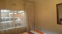 Bed Room 3 - 21 square meters of property in Lenasia South