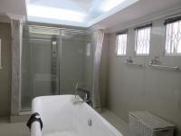 Bathroom 2 - 26 square meters of property in Delmas