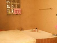 Main Bathroom - 9 square meters of property in Eersterust