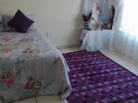 Main Bedroom - 18 square meters of property in Rustenburg