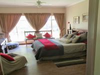 Main Bedroom - 27 square meters of property in Stilfontein