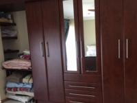 Bed Room 1 - 32 square meters of property in Bendor