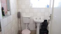 Bathroom 1 - 6 square meters of property in West Turffontein