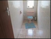 Bathroom 1 - 10 square meters of property in Vanderbijlpark