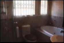 Bathroom 1 of property in Schoemansville