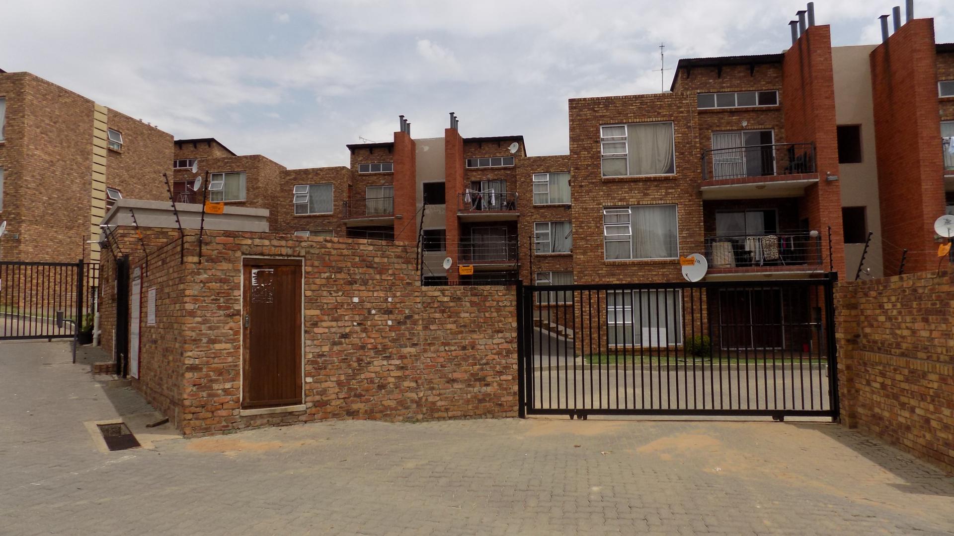 Front View of property in Midrand