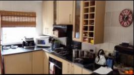 Kitchen of property in Birchleigh North