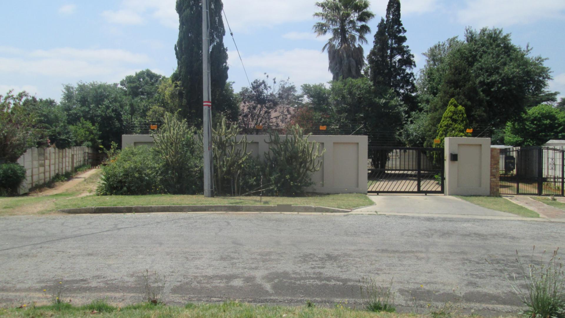 Front View of property in Northmead