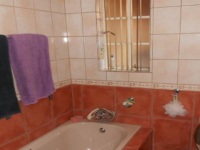 Bathroom 1 - 10 square meters of property in Rustenburg
