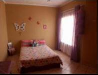 Bed Room 2 - 18 square meters of property in Rustenburg