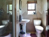 Bathroom 1 - 4 square meters of property in Willow Acres Estate