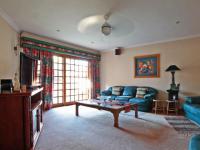 Lounges - 36 square meters of property in Woodhill Golf Estate