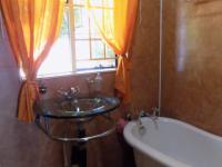 Main Bathroom of property in Emalahleni (Witbank) 