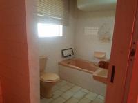 Bathroom 2 - 16 square meters of property in Sunward park