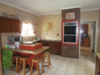 Kitchen - 31 square meters of property in Sunward park