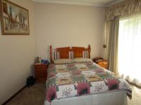 Main Bedroom - 35 square meters of property in Sunward park