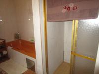 Main Bathroom - 7 square meters of property in Sunward park