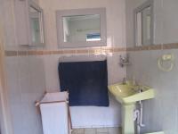 Bathroom 2 - 16 square meters of property in Sunward park