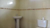 Bathroom 3+ - 4 square meters of property in Mohlakeng