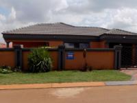 3 Bedroom 2 Bathroom House for Sale for sale in The Orchards