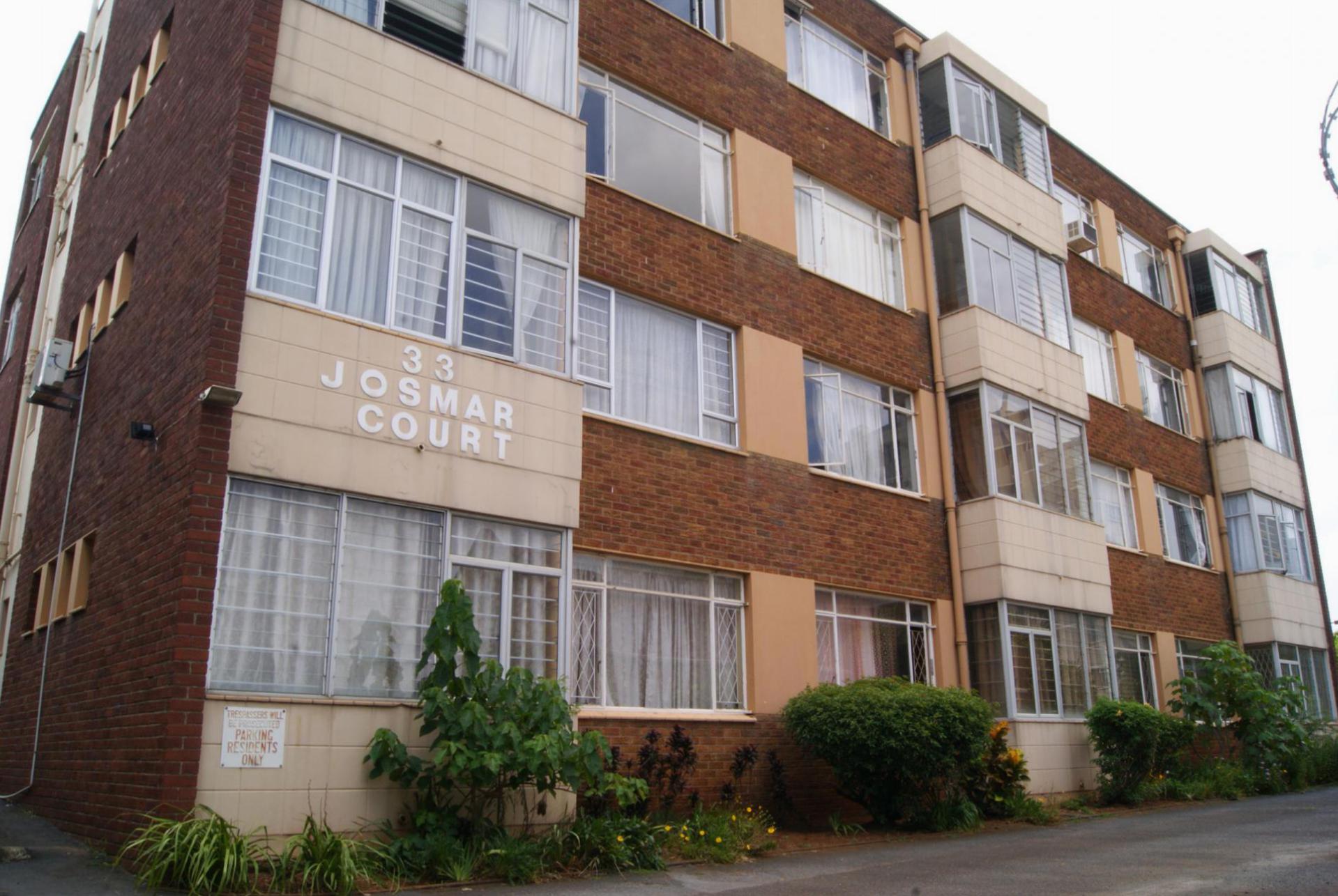 Front View of property in Durban Central