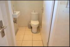 Main Bathroom - 7 square meters of property in Shelly Beach