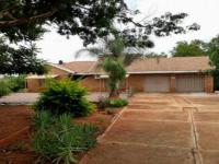 3 Bedroom 2 Bathroom House for Sale for sale in Mookgopong (Naboomspruit)