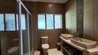 Bathroom 1 - 9 square meters of property in Three Rivers