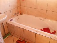 Main Bathroom of property in Emalahleni (Witbank) 