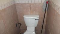 Main Bathroom - 4 square meters of property in Musgrave