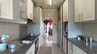 Kitchen - 15 square meters of property in Clayfield