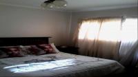 Bed Room 1 - 13 square meters of property in Reyno Ridge