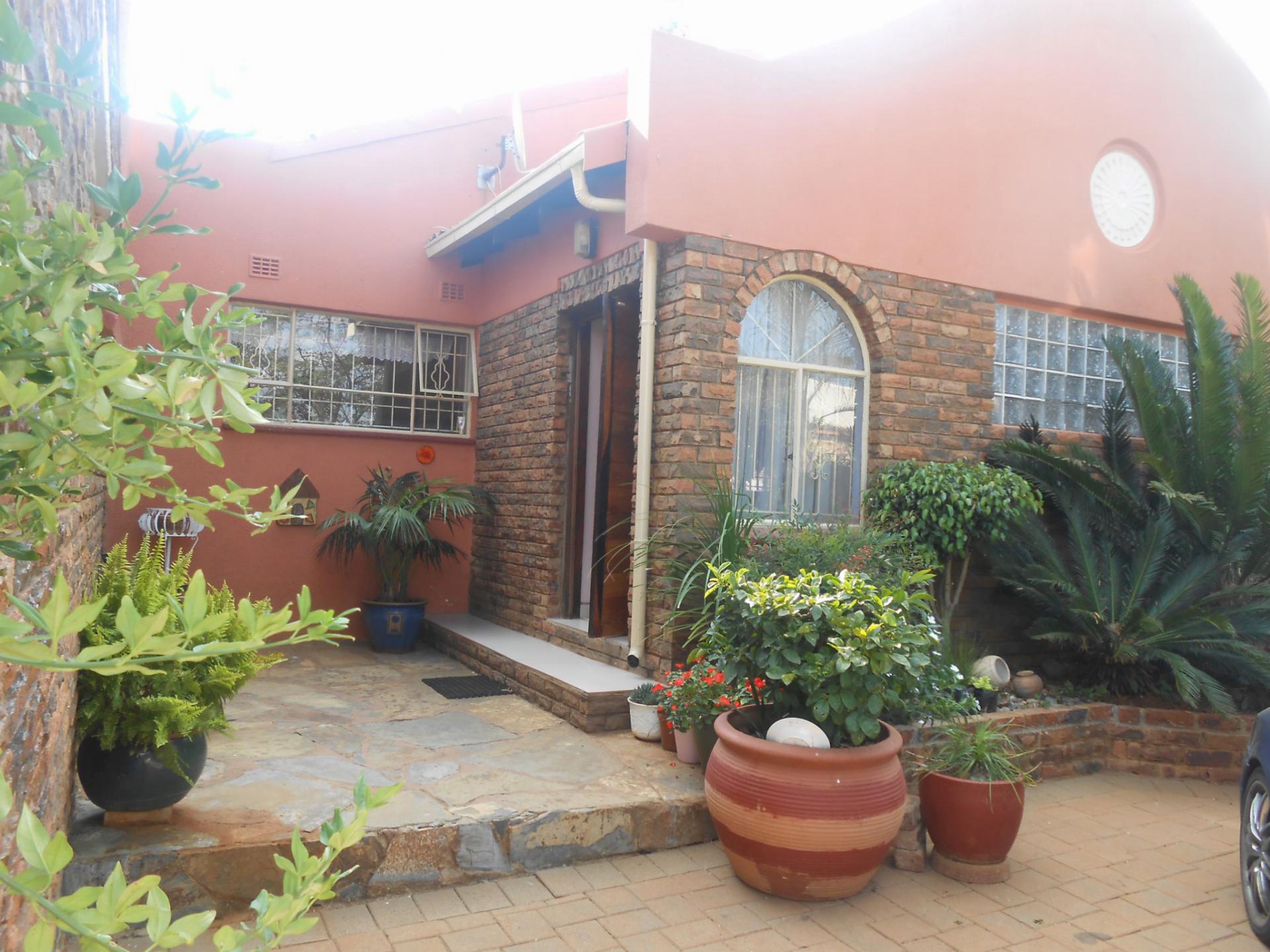 Front View of property in Lenasia South