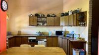 Kitchen - 13 square meters of property in Padfield Park