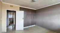 Main Bedroom - 18 square meters of property in Benoni