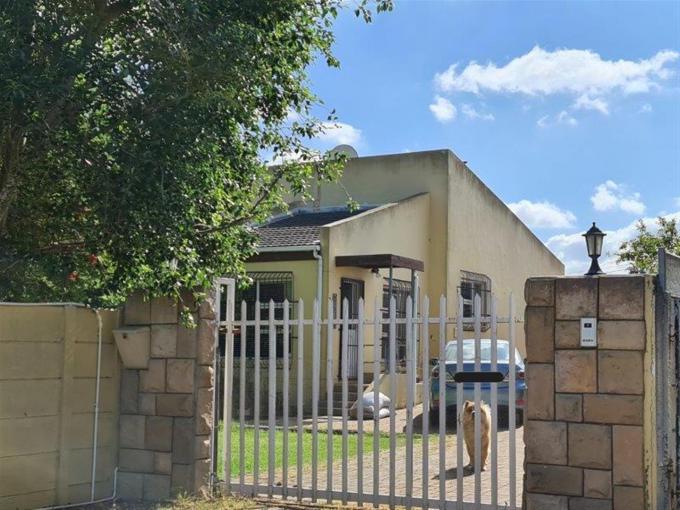 Standard Bank SIE Sale In Execution 3 Bedroom House for Sale in Durbanville   - MR156876