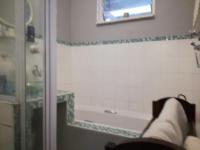 Bathroom 1 of property in Berea - DBN