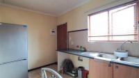 Kitchen - 12 square meters of property in Sagewood