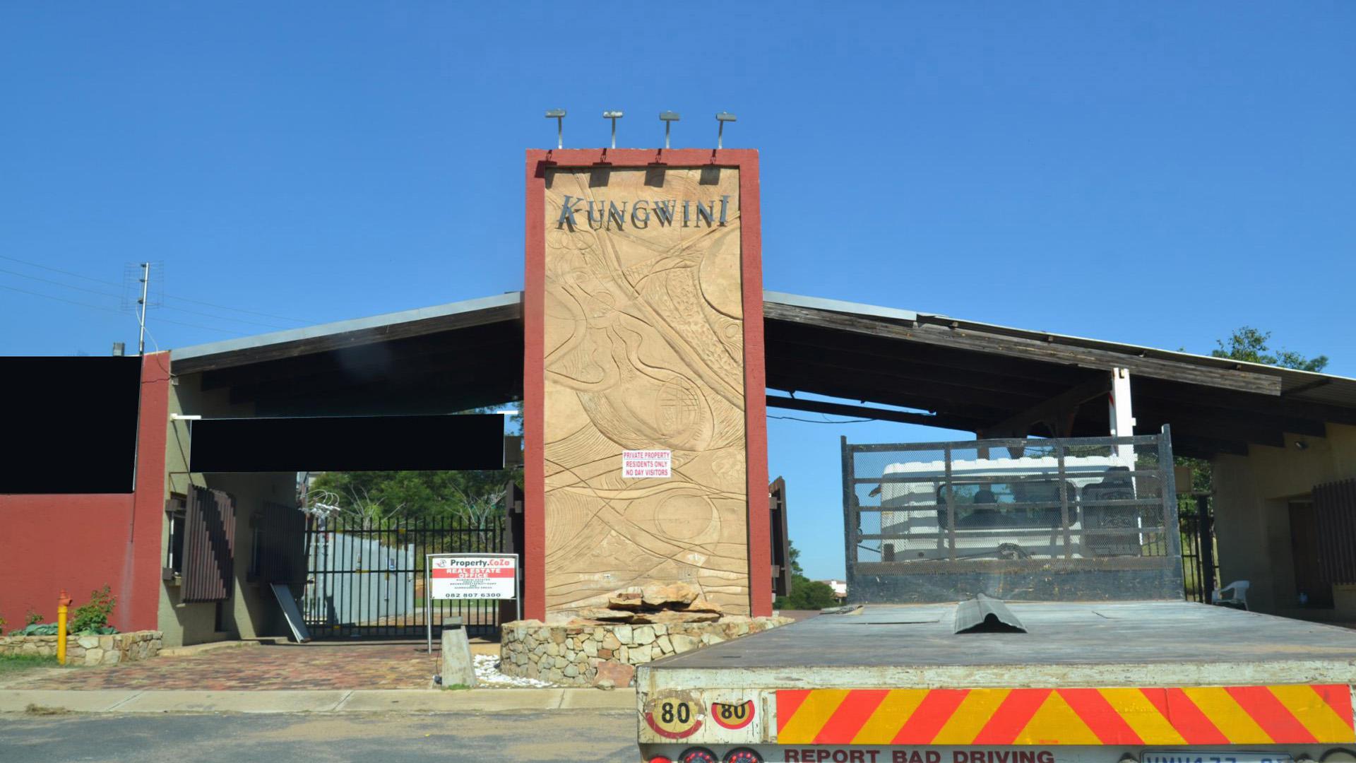 Front View of property in Kungwini Country Estate