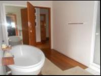 Main Bathroom - 31 square meters of property in Klippoortjie AH