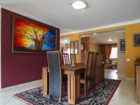 Dining Room - 25 square meters of property in The Wilds Estate