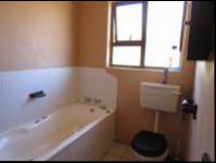 Main Bathroom of property in Protea Glen