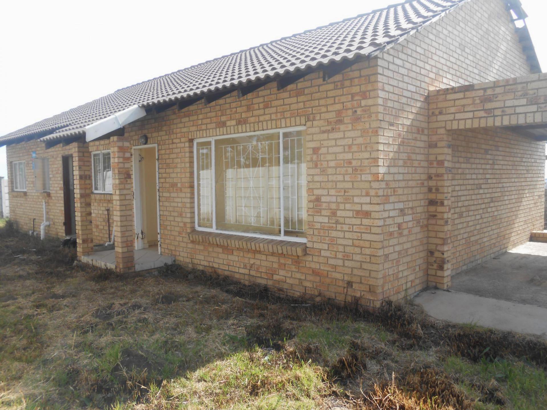 Front View of property in Krugersdorp