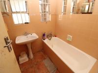 Bathroom 3+ - 4 square meters of property in Albemarle