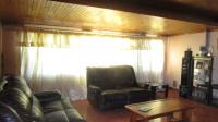 Lounges - 16 square meters of property in Albemarle