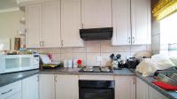 Kitchen - 10 square meters of property in Bronkhorstspruit