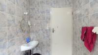 Bathroom 1 - 5 square meters of property in Ormonde