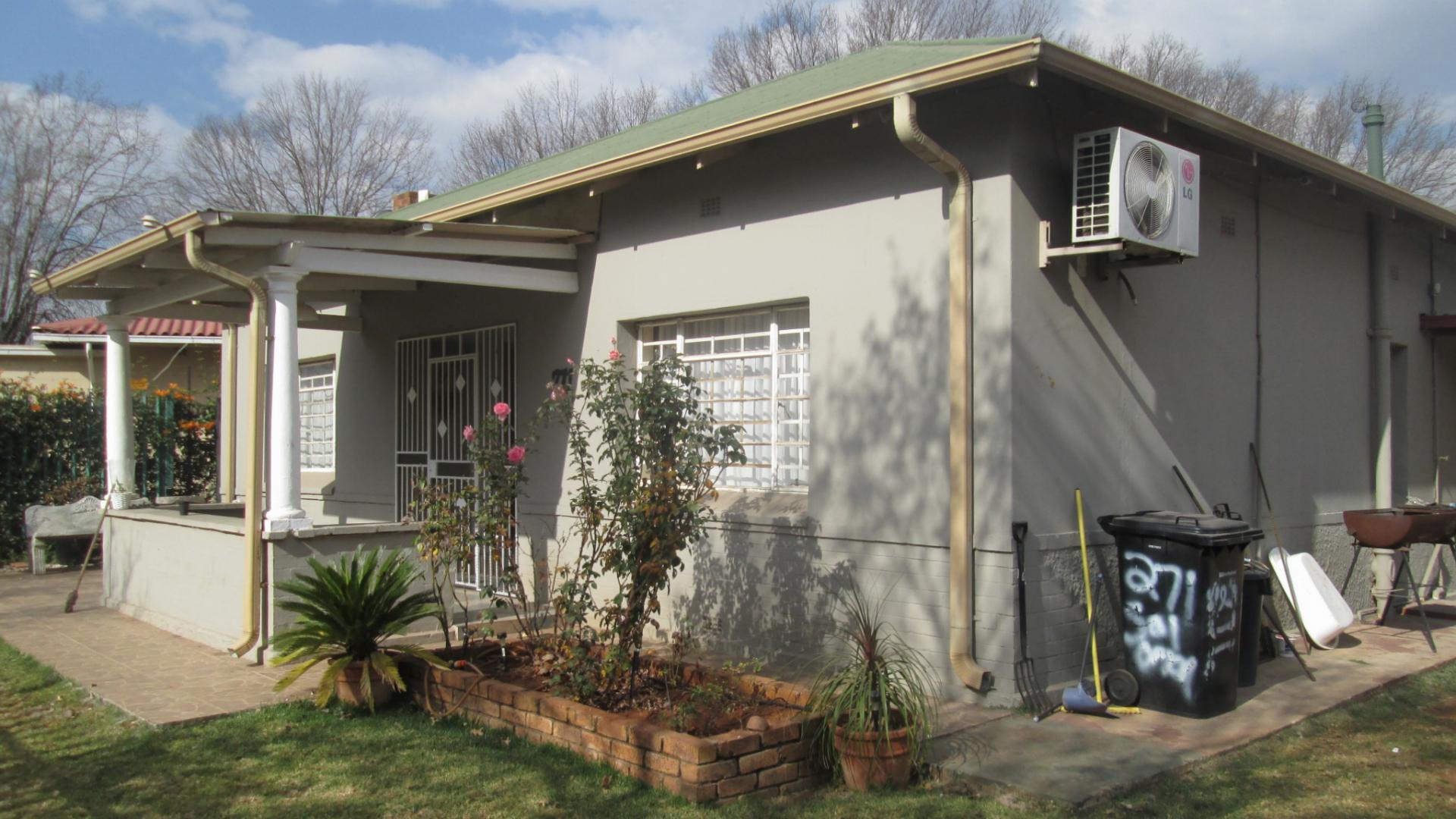 Front View of property in Boksburg